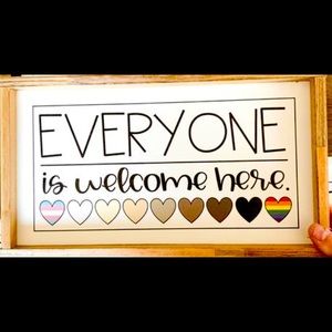 Meet your Posher, Esther